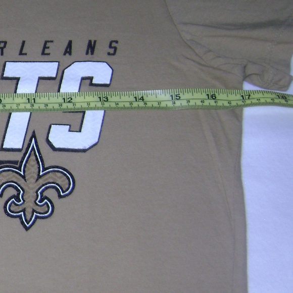 Women's small tan NFC Saints t-shirt - Picture 3 of 6